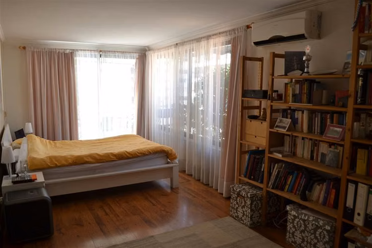 Departamento en venta de 3 dorm. en Las Condes