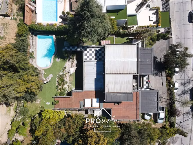 Casa en venta: Golf Lomas de la Dehesa Barnechea, 2 suites.