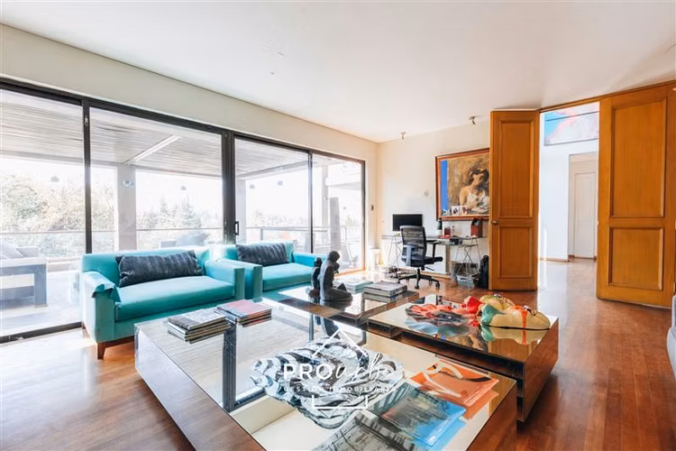 Casa en venta: Golf Lomas de la Dehesa Barnechea, 2 suites.