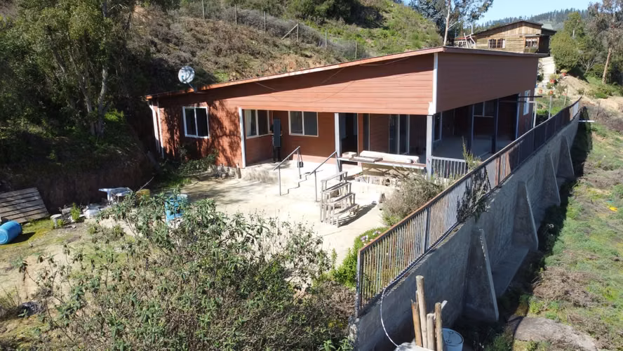 Venta Parcela en Condominio Valle de Pitama 2 casas 7.700mt2 piscina quincho Oportunidad