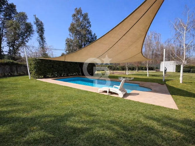 Mediterránea Luminosa | Piscina y Gran Jardín | Chicureo