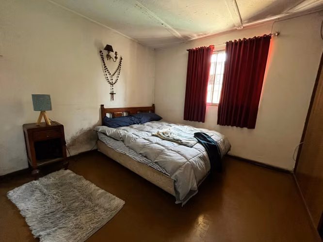 CASA EN VENTA, 202 mts2 TERRENO,  ESTACIÓN CENTRAL $135 MILLONES