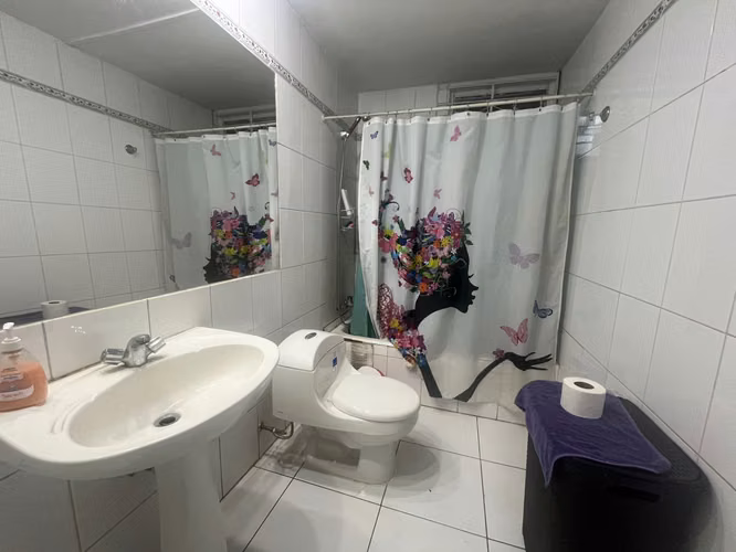 CASA EN VENTA, 242 mts2  DE TERRENO,  ESTACIÓN CENTRAL $195 MILLONES