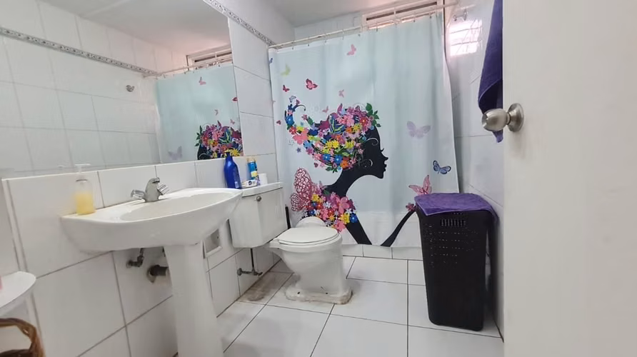 CASA EN VENTA, 242 mts2  DE TERRENO,  ESTACIÓN CENTRAL $195 MILLONES