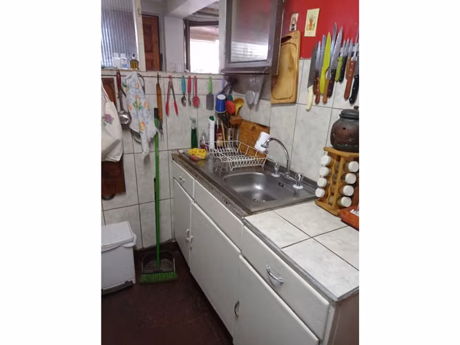 EN VENTA AMPLIA CASA EN CALLE MANSO, MELIPILLA, $ 200 MILLONES