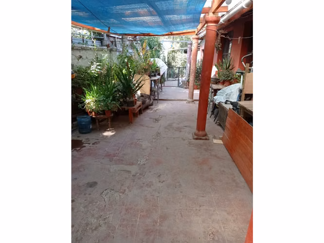 EN VENTA AMPLIA CASA EN CALLE MANSO, MELIPILLA, $ 200 MILLONES