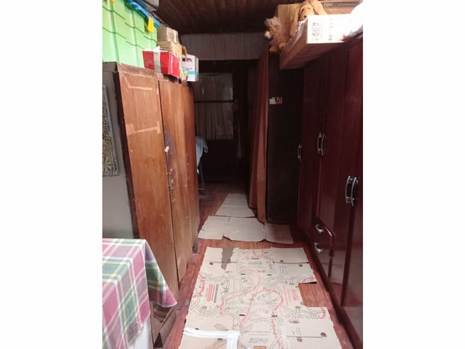 EN VENTA AMPLIA CASA EN CALLE MANSO, MELIPILLA, $ 200 MILLONES