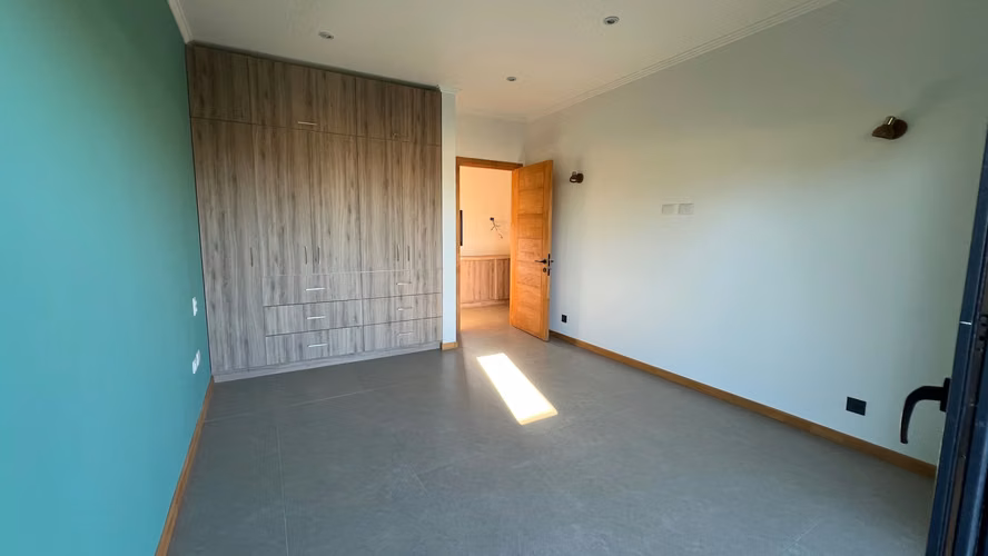 Inversión Segura: Casa con Gran Potencial (152022)