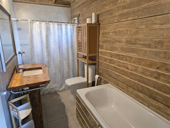 Casa en arriendo de 4 dorm. en Puerto Varas