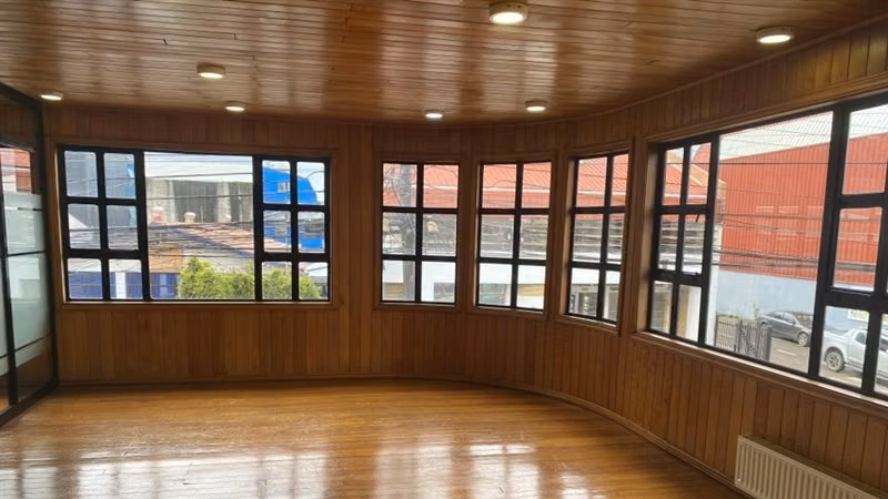 Oficina en arriendo en Castro