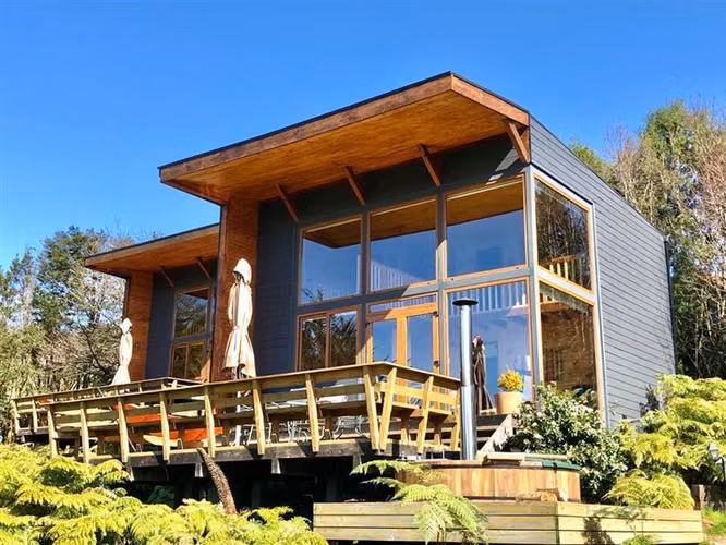 Casa en venta de 9 dorm. en Puerto Varas