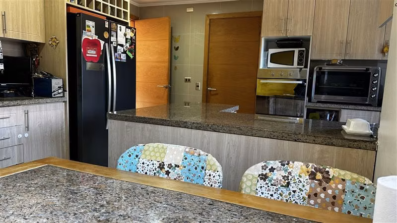 Casa en venta de 5 dorm. en Puerto Varas