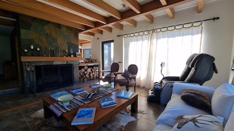 Casa en venta de 7 dorm. en Puerto Octay