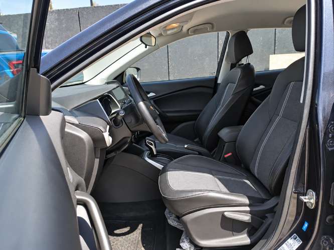 Chevrolet Tracker 1.2T LTZ R 4X2 AT 5P 2025 - Imagen 11