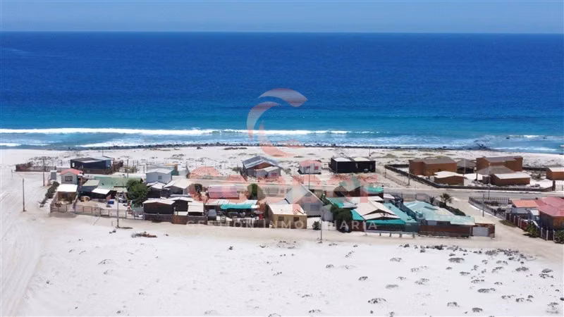En Venta Terreno con dos casas Independientes, Rodillo