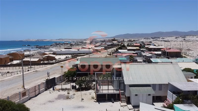 En Venta Terreno con dos casas Independientes, Rodillo