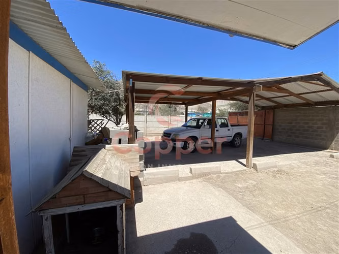 Se Vende Casa con amplio terreno salida Norte, Copiapó