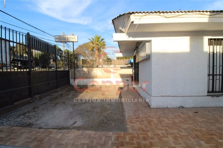 Propiedad en venta en avenida principal de Copiapó