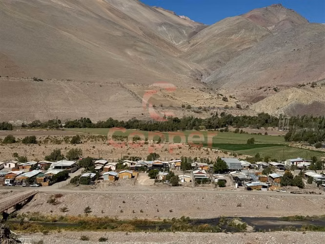 Se Vende Predio Agrícola con Derechos de Aguas, Transito