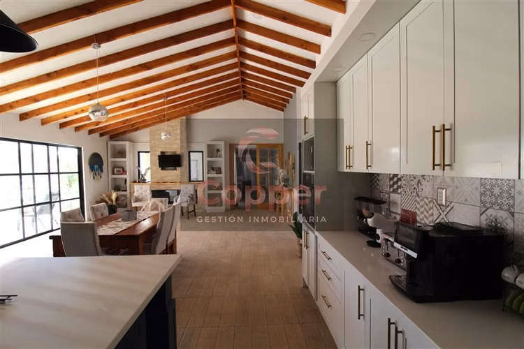 Casa en venta de 7 dorm. en Copiapó