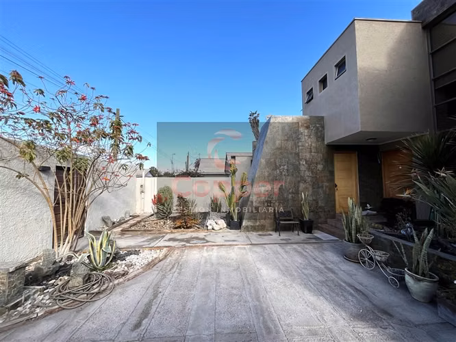 Casa en venta de 4 dorm. en Copiapó
