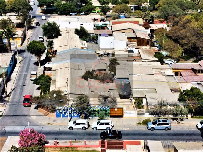 Se vende, céntrica casa con proyección comercial
