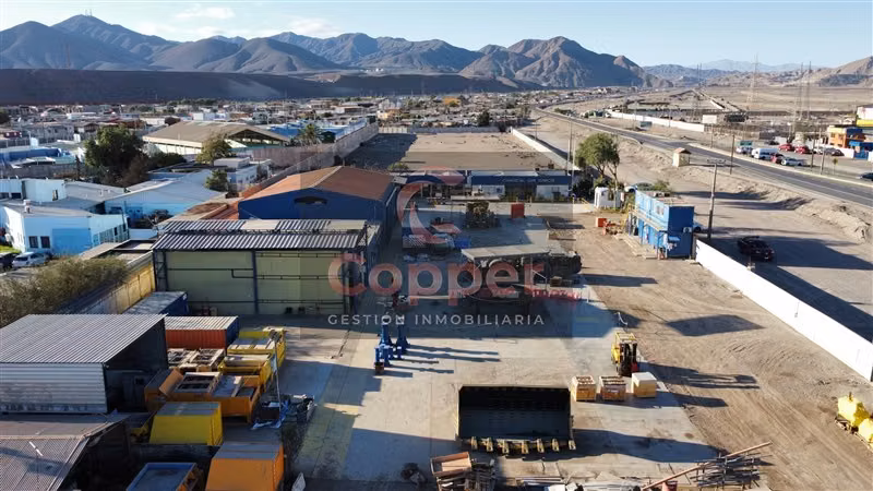 Arriendo de Oficinas y Bodegas, Sector Industrial Paipote