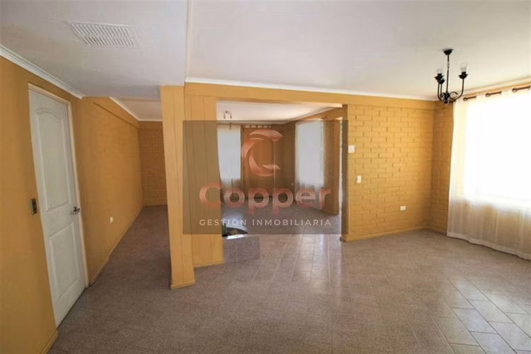 Casa en venta de 5 dorm. en Copiapó