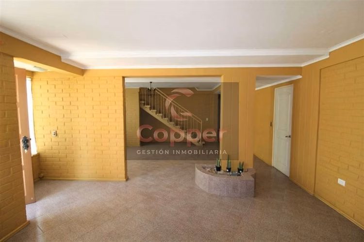 Casa en venta de 5 dorm. en Copiapó