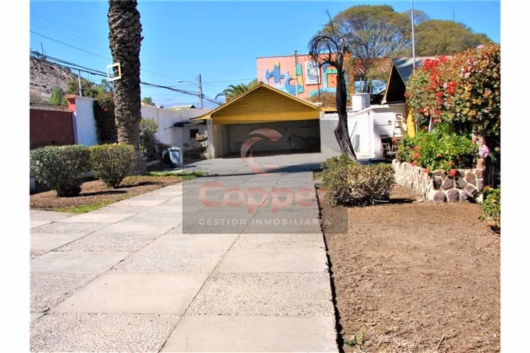 Casa en venta de 7 dorm. en Vallenar