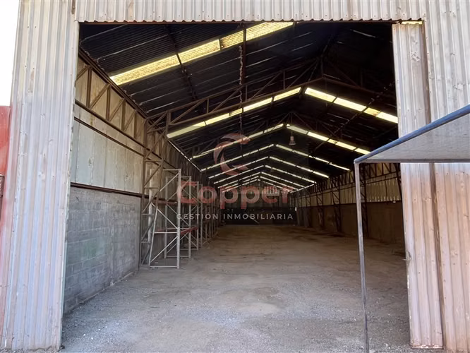 Se Arrienda Galpón con Oficinas, Sector Oriente, Copiapó