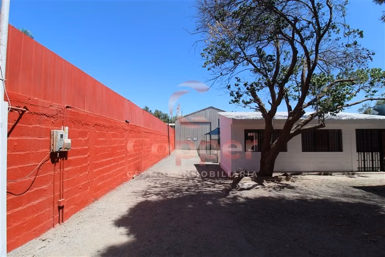 Se Arrienda Galpón con Oficinas, Sector Oriente, Copiapó