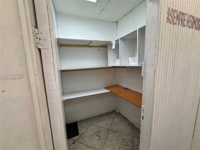 Pleno corazón de Patronato, excelente local en arriendo . - Imagen 17