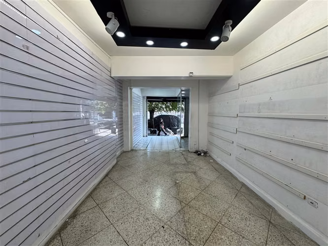 Pleno corazón de Patronato, excelente local en arriendo . - Imagen 6
