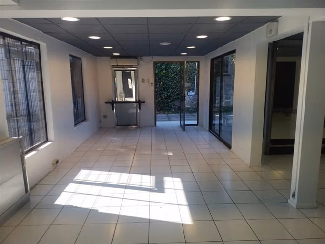 Local Comercial en arriendo en Vitacura - Imagen 5