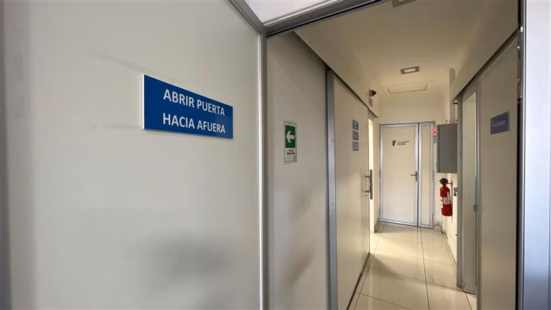 Local 100 m2 Edificio Arenas de Amunátegui / CDT La Serena - Imagen 15