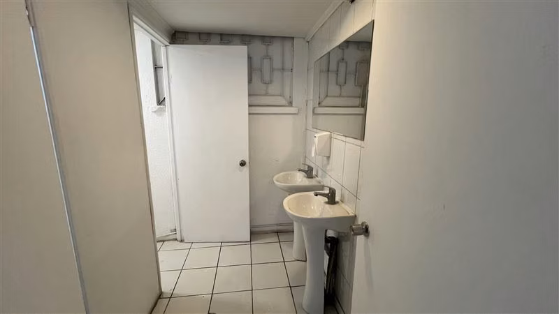 Gran Esquina Apta Cafetería, terapias, microempresas - Imagen 17