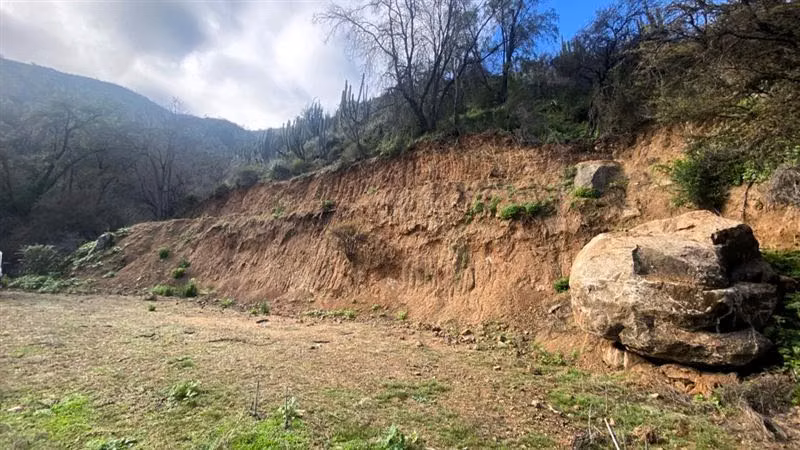 Parcela en Condominio Los Bosques de Miraflores / Curacaví