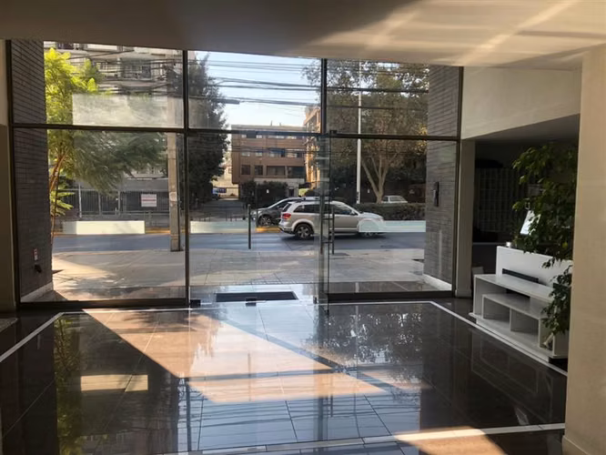 Excelente departamento cerca de Plaza Egaña y a pasos Metro - Imagen 8