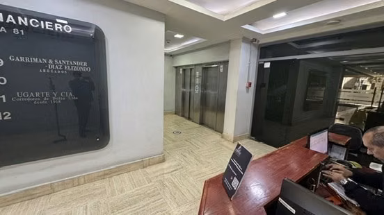 Gran Oficina en arriendo sector Bolsa de Comercio,opción Vta