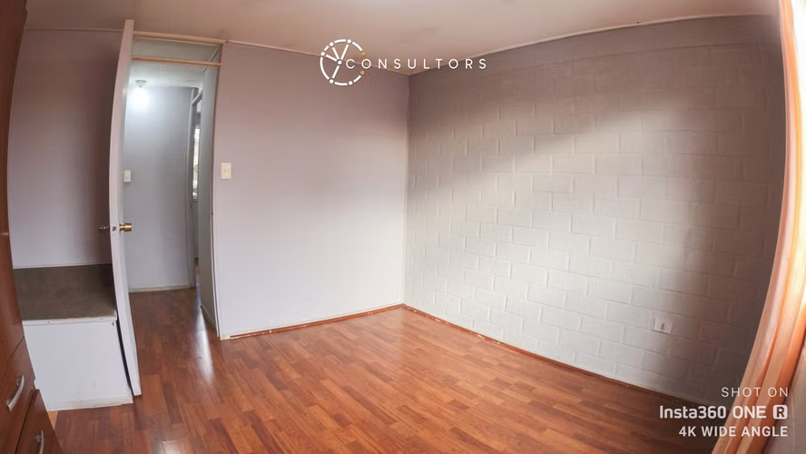 Arriendo Casa Pasaje Tokio, Quilicura / Estacionamiento