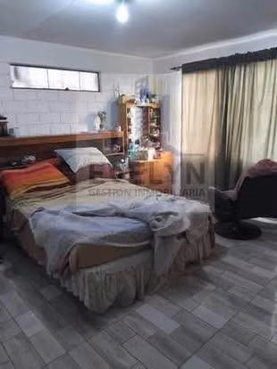  “¡Vendo parcela productiva en Alto Ramírez con casa, piscina y árboles frutales!”