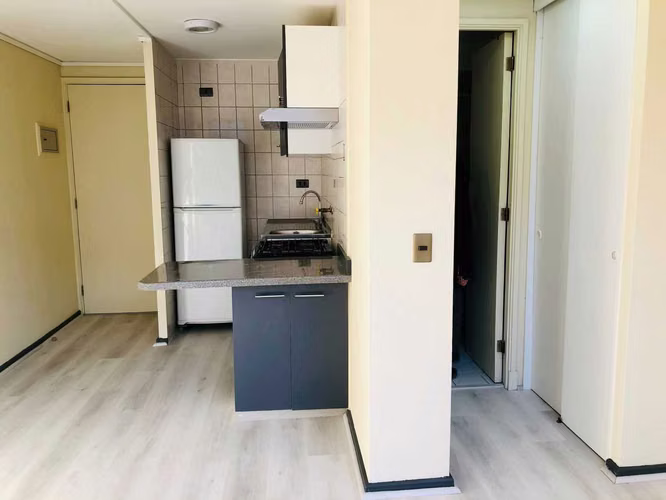RENOVADO Studio con Bodega Stgo Centro (152207)