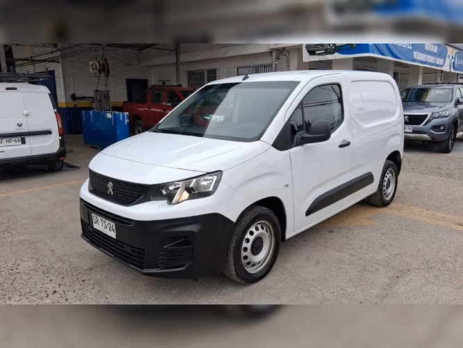 PEUGEOT PARTNER 2023