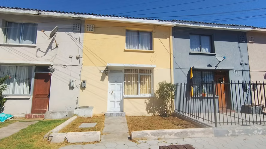 VENTA LINDA CASA 3 DORMITORIOS 1 BAÑO EN  COQUIMBO