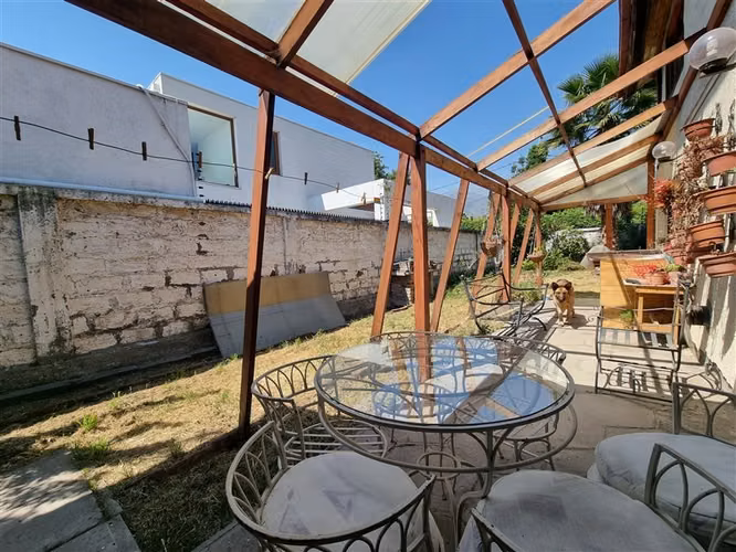 Casa en venta de 4 dorm. en La Reina