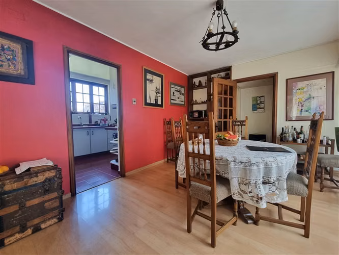 Casa en venta de 4 dorm. en La Reina