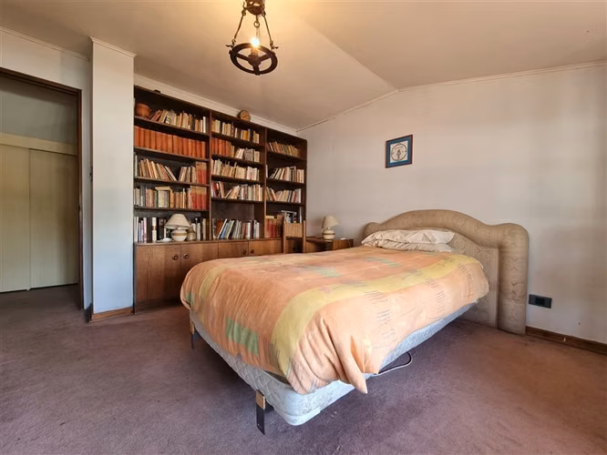 Casa en venta de 4 dorm. en La Reina