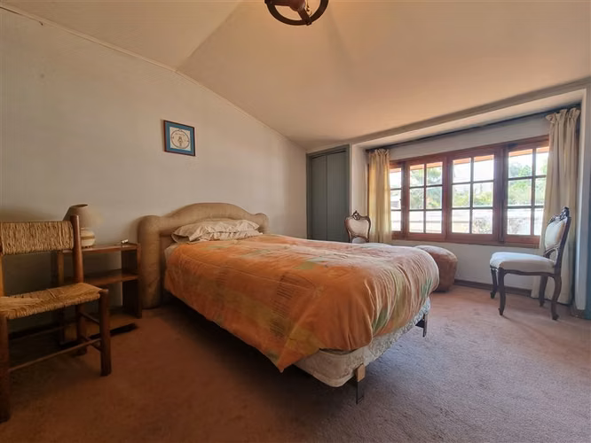 Casa en venta de 4 dorm. en La Reina