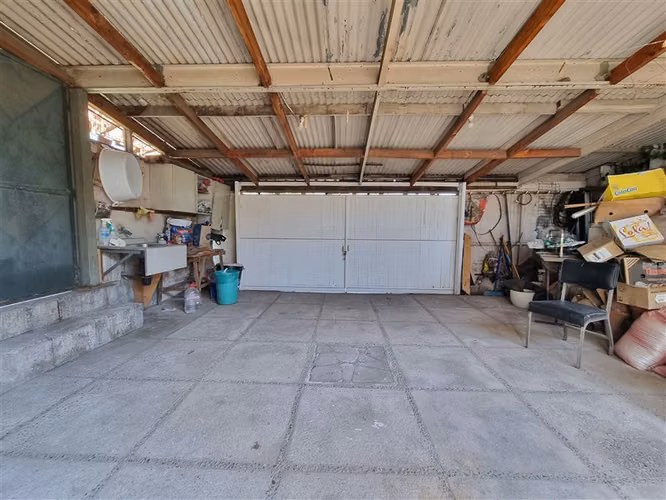 Casa en venta de 4 dorm. en La Reina